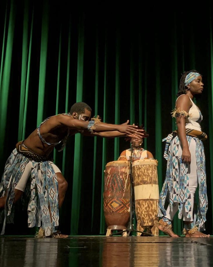 Spectacle de la Cie ReCréation sur scène